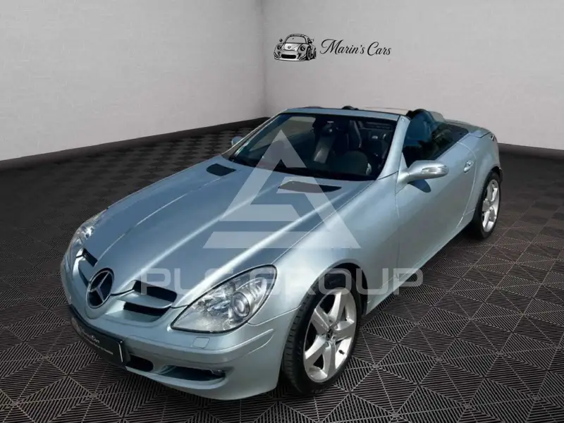 2005 Mercedes Benz SLK 200