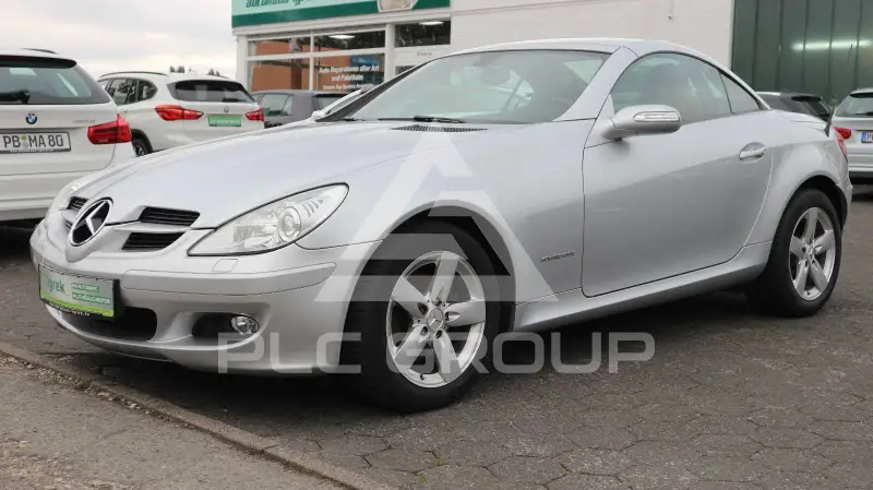 2005 Mercedes Benz SLK 200