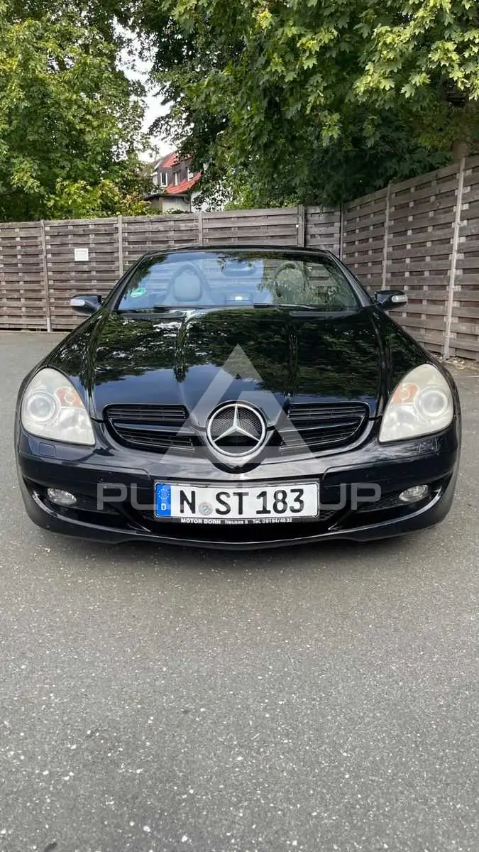 2005 Mercedes Benz SLK 200
