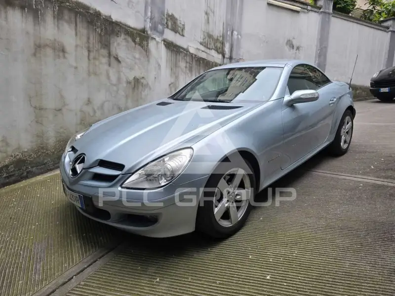 2005 Mercedes Benz SLK 200