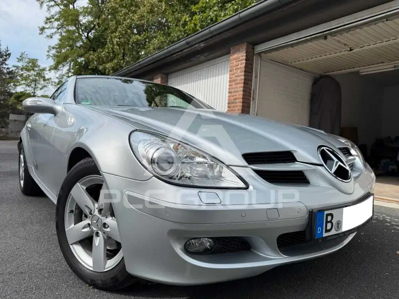 2005 Mercedes Benz SLK 200