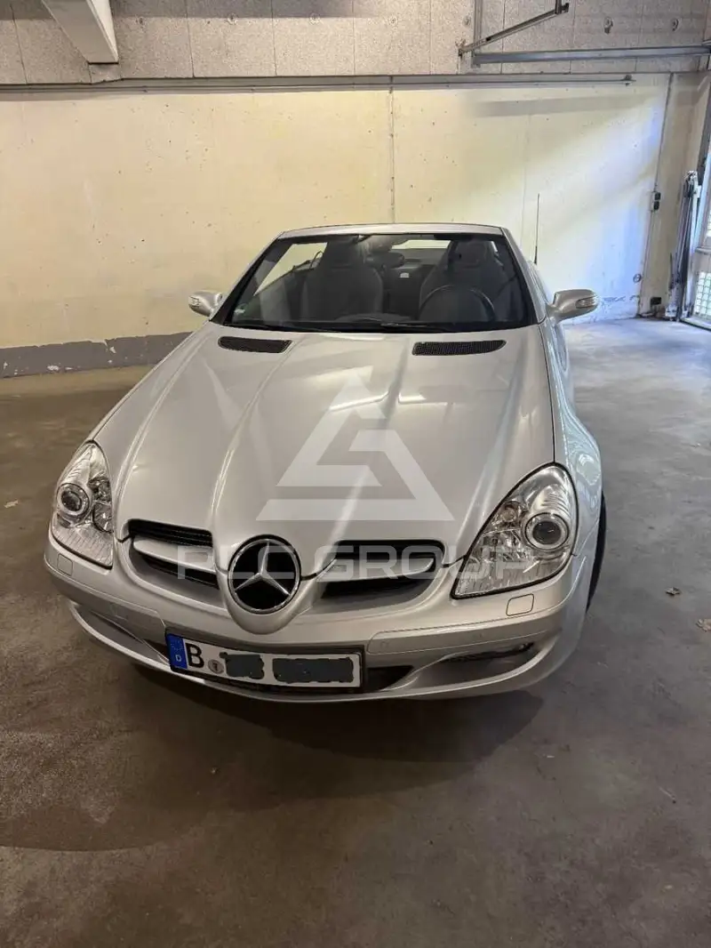 2005 Mercedes Benz SLK 200