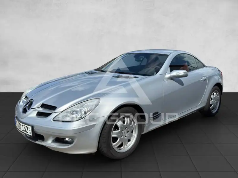 2005 Mercedes Benz SLK 200