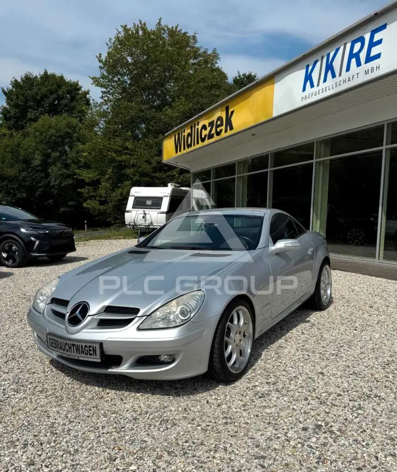 2005 Mercedes Benz SLK 200