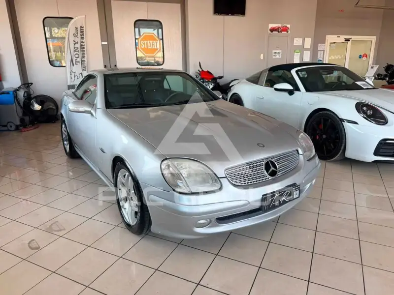 2005 Mercedes Benz SLK 200