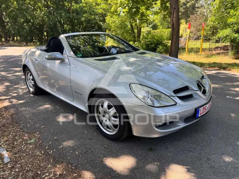 2005 Mercedes Benz SLK 200