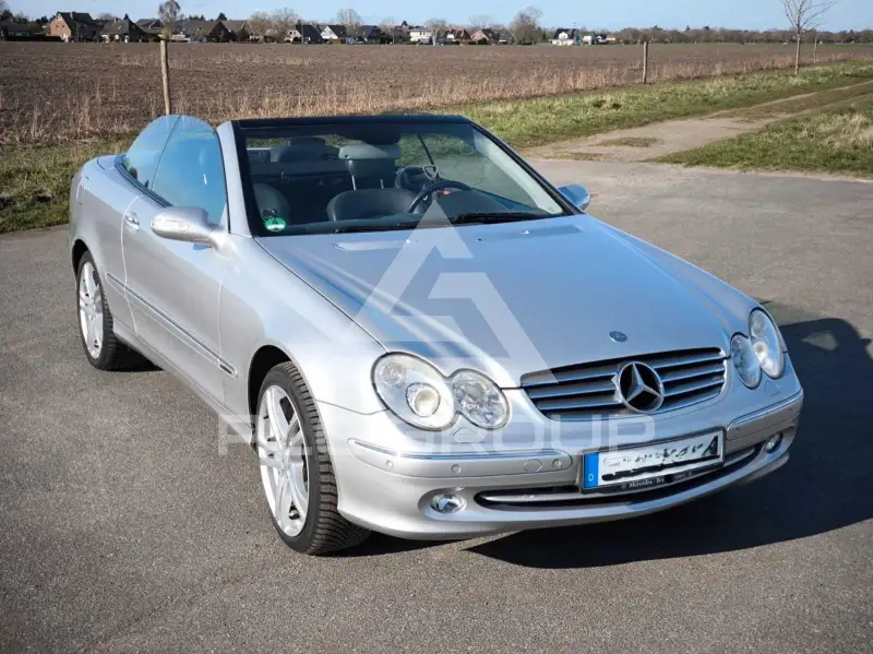 2005 Mercedes Benz CLK 200