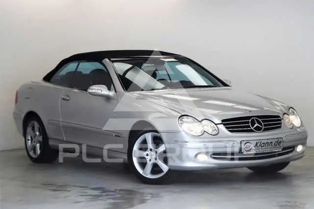 2005 Mercedes Benz CLK 200