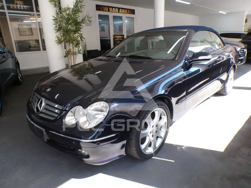 2005 Mercedes Benz CLK 200