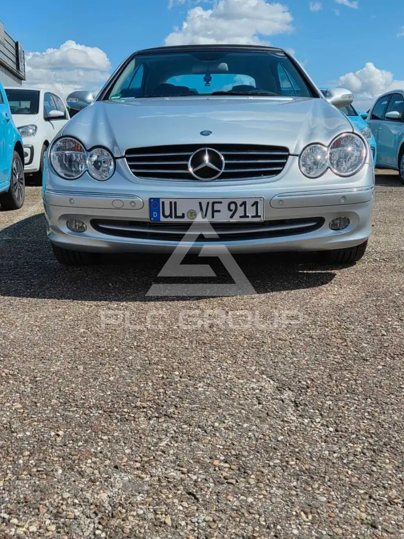 2005 Mercedes Benz CLK 200