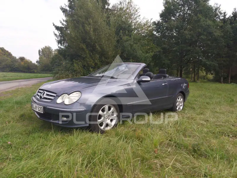 2005 Mercedes Benz CLK 200