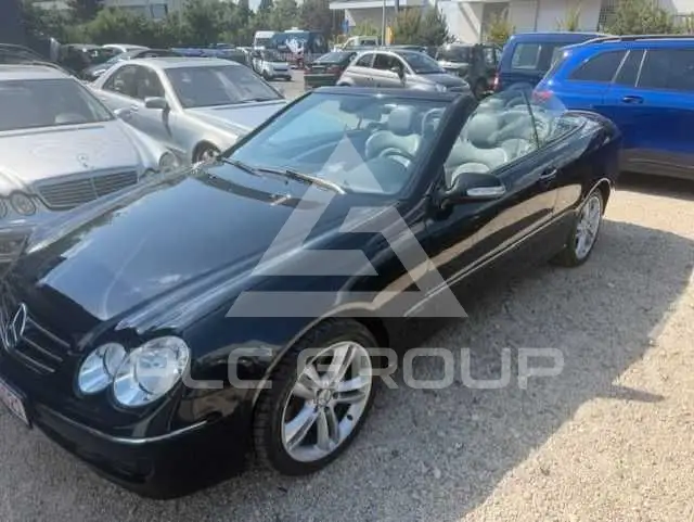 2005 Mercedes Benz CLK 200