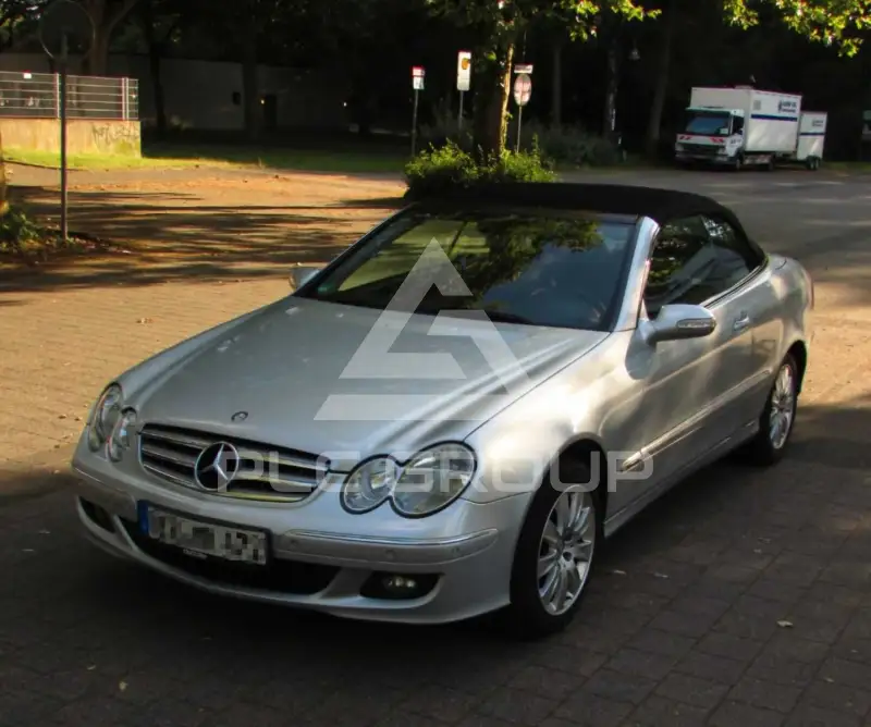2005 Mercedes Benz CLK 200
