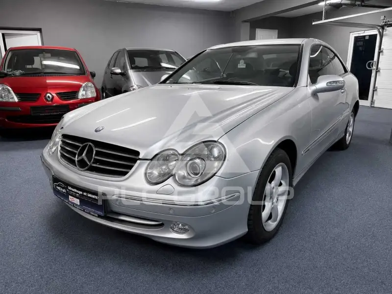 2005 Mercedes Benz CLK 200