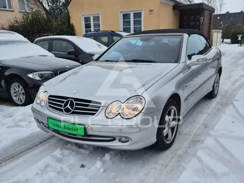 2005 Mercedes Benz CLK 200