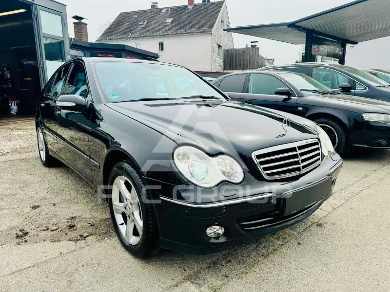 2005 Mercedes Benz C 240