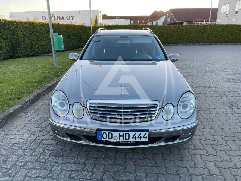 2005 Mercedes Benz E 350