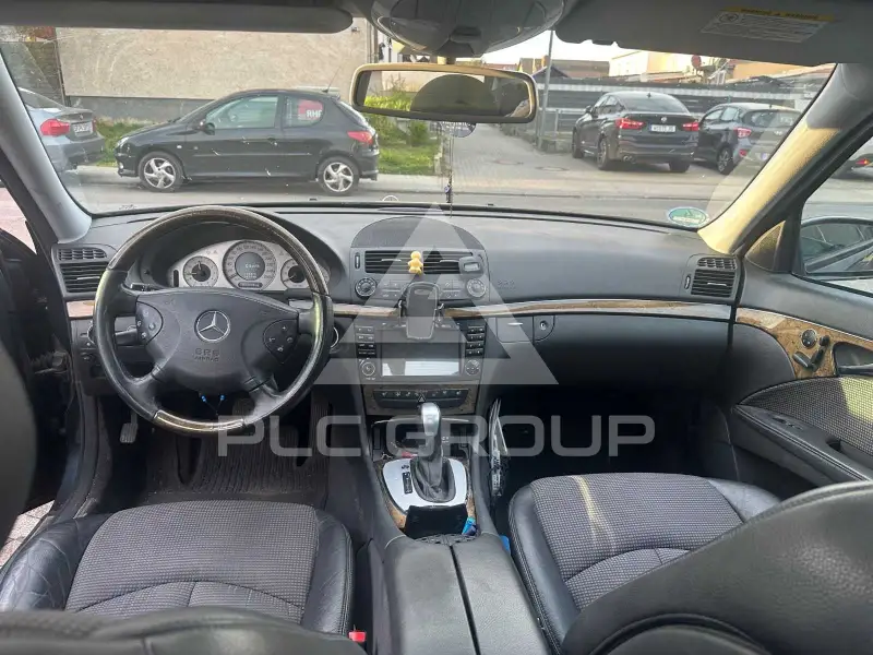 2005 Mercedes Benz E 350