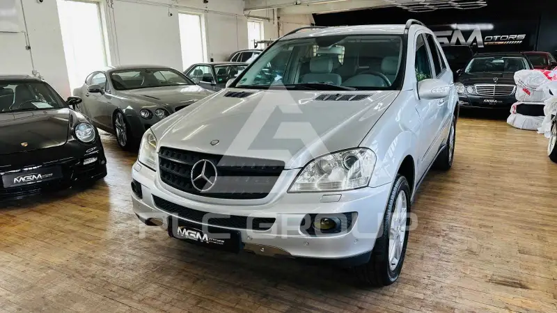2005 Mercedes Benz ML 350