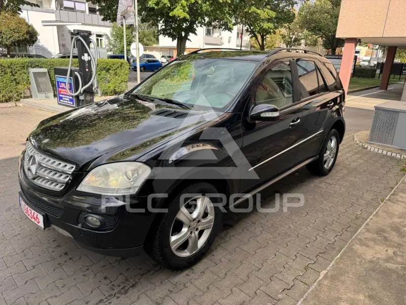 2005 Mercedes Benz ML 500