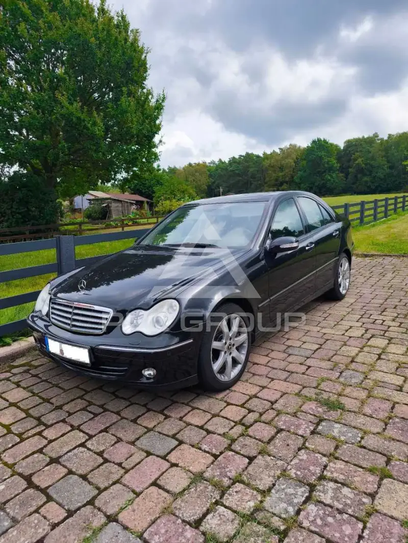 2005 Mercedes Benz C 320