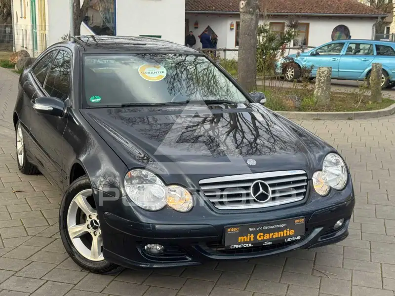 2005 Mercedes Benz C 320