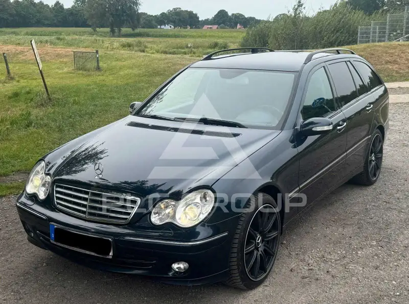 2005 Mercedes Benz C 320
