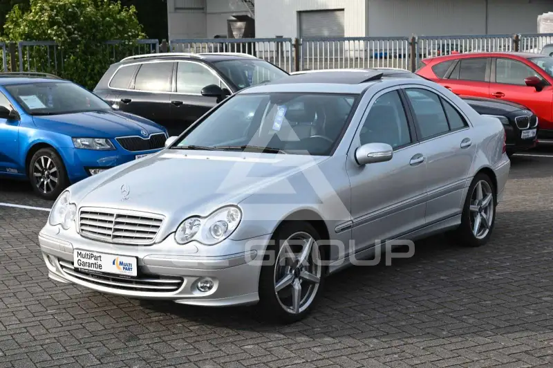 2005 Mercedes Benz C 320