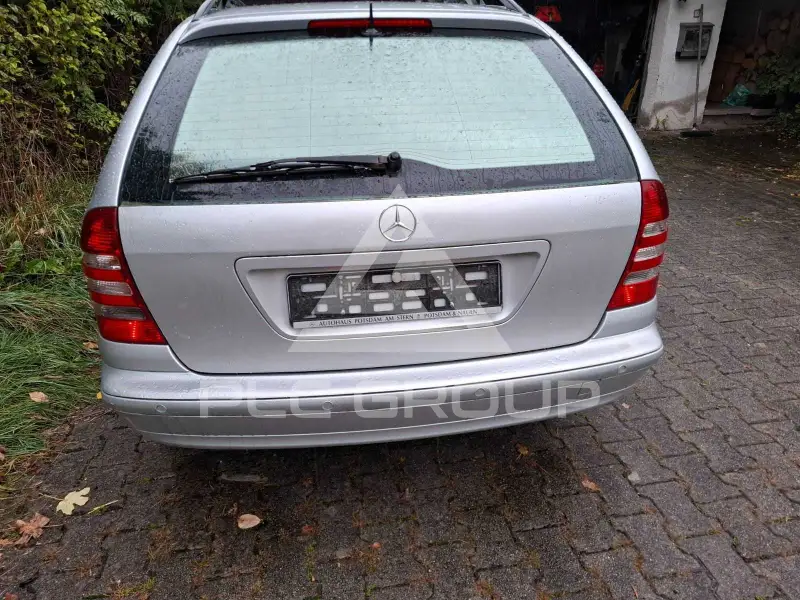 2005 Mercedes Benz 220