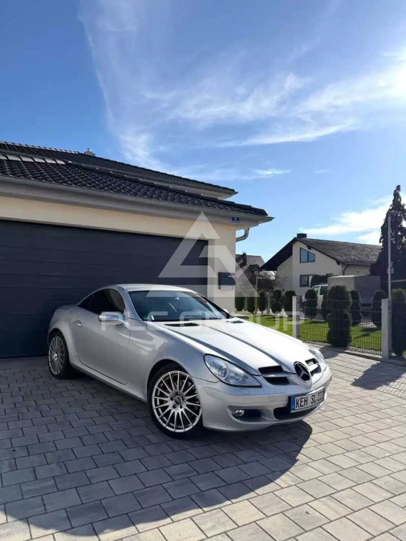 2005 Mercedes Benz SLK 350