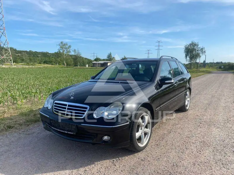 2005 Mercedes Benz C 220