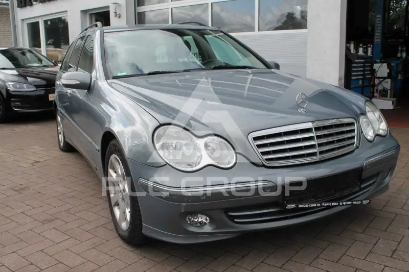 2005 Mercedes Benz C 220