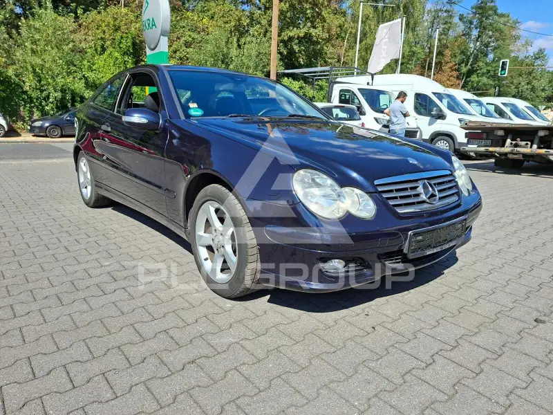 2005 Mercedes Benz C 220