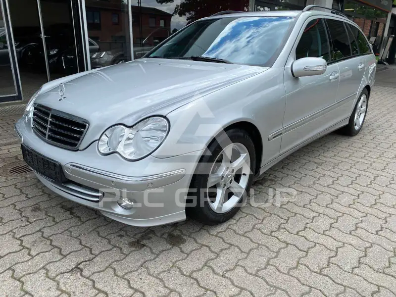 2005 Mercedes Benz C 220