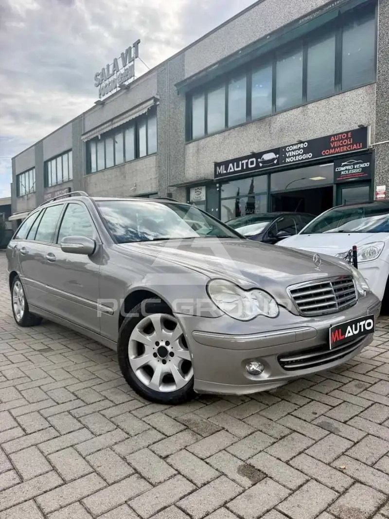 2005 Mercedes Benz C 220