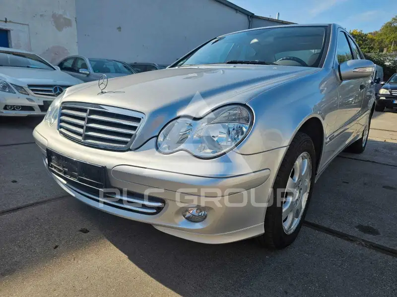 2005 Mercedes Benz C 220