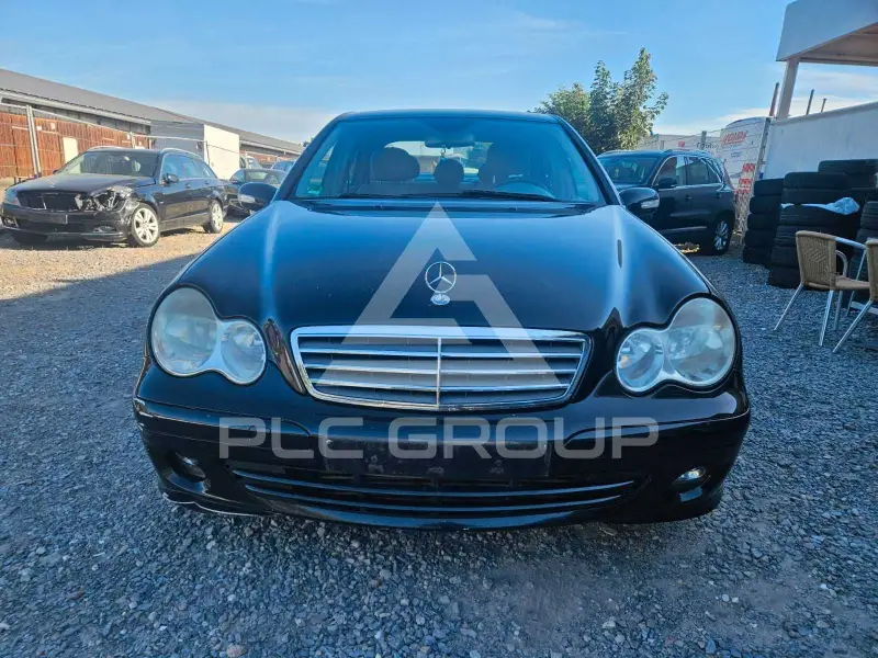 2005 Mercedes Benz C 220