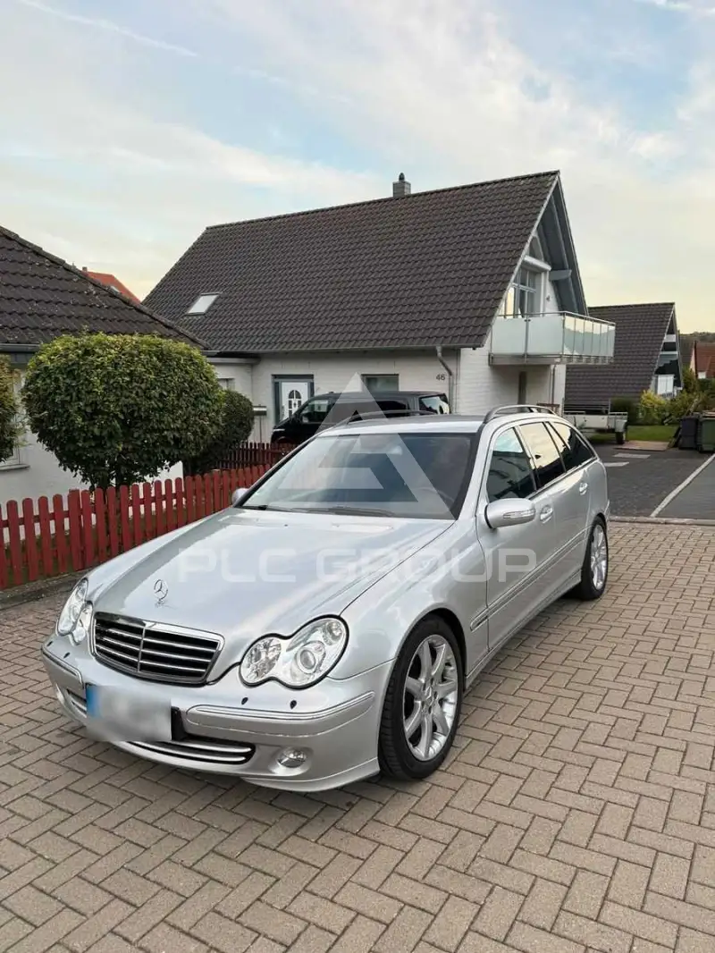 2005 Mercedes Benz C 220