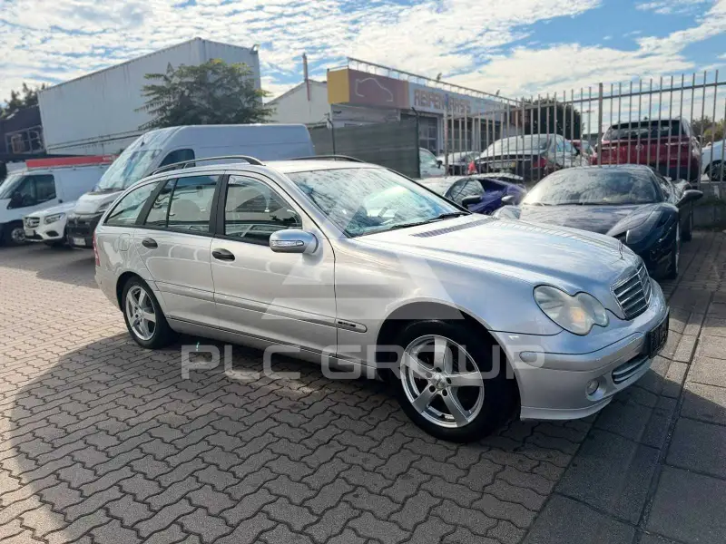 2005 Mercedes Benz C 220