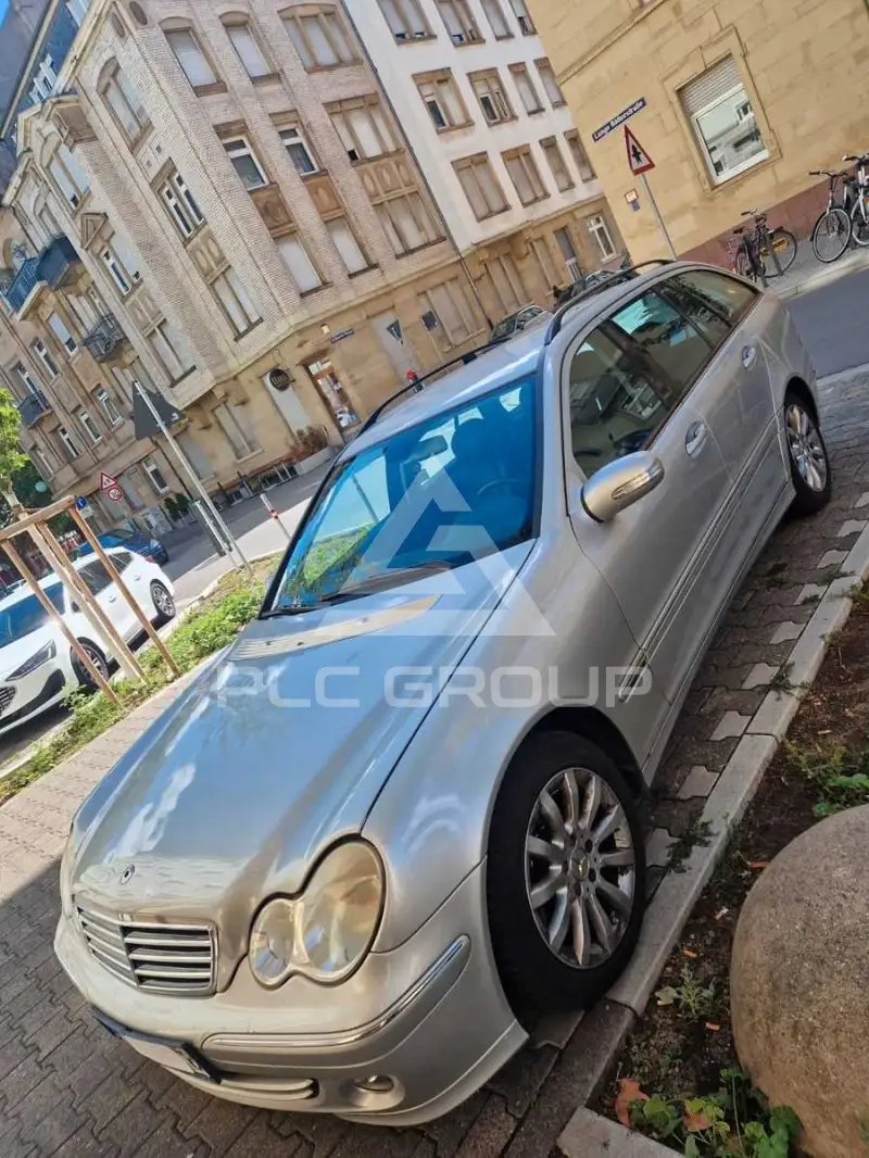 2005 Mercedes Benz C 220