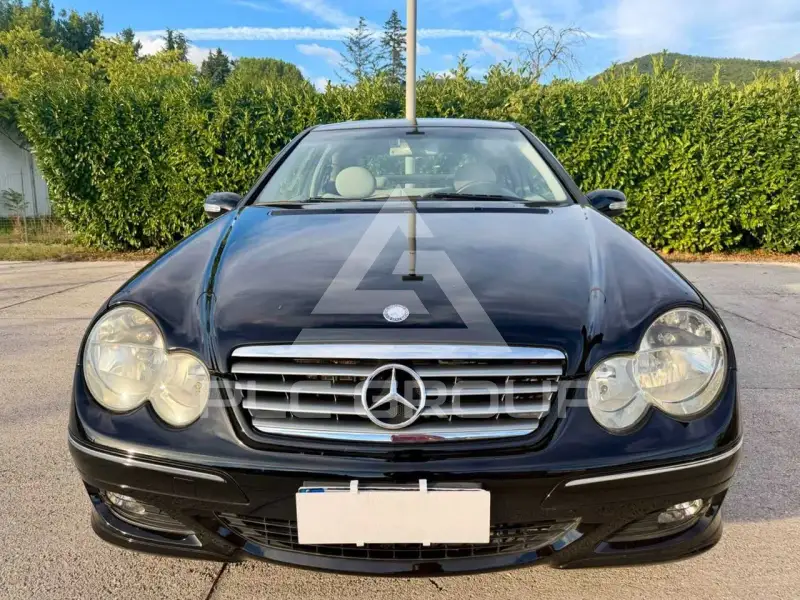 2005 Mercedes Benz C 220