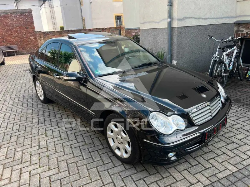 2005 Mercedes Benz C 220