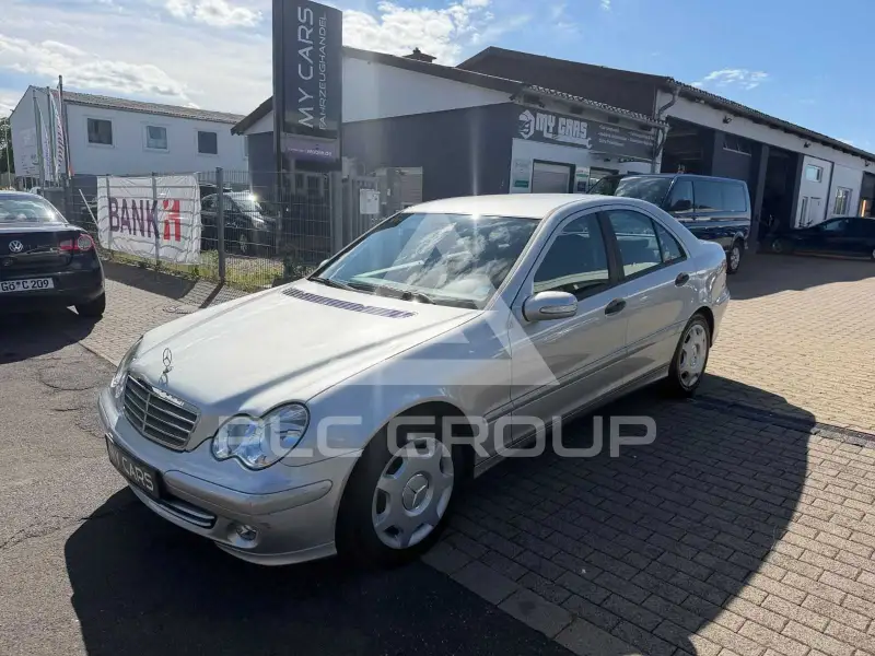 2005 Mercedes Benz C 220