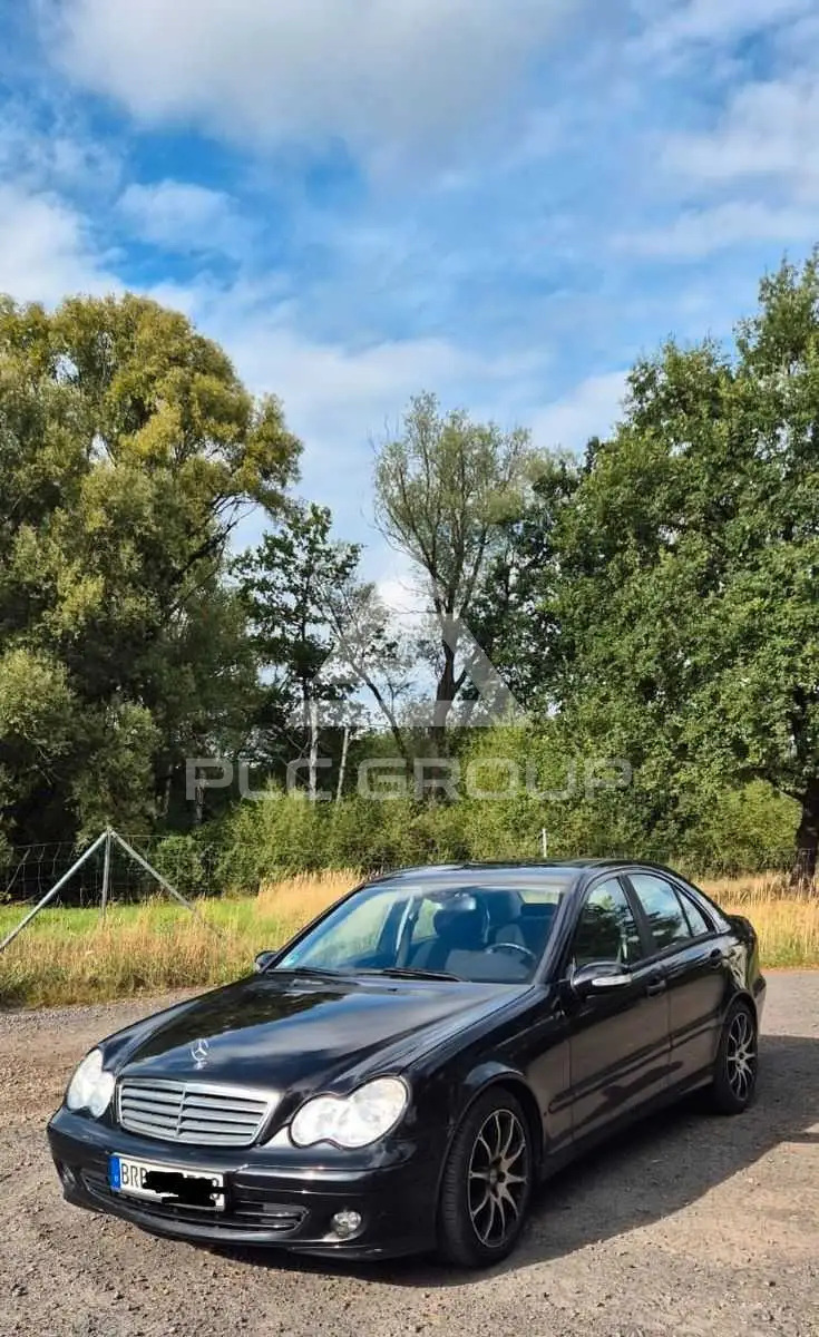 2005 Mercedes Benz C 220