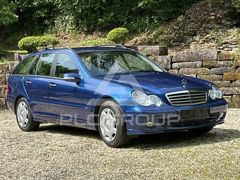 2005 Mercedes Benz C 220
