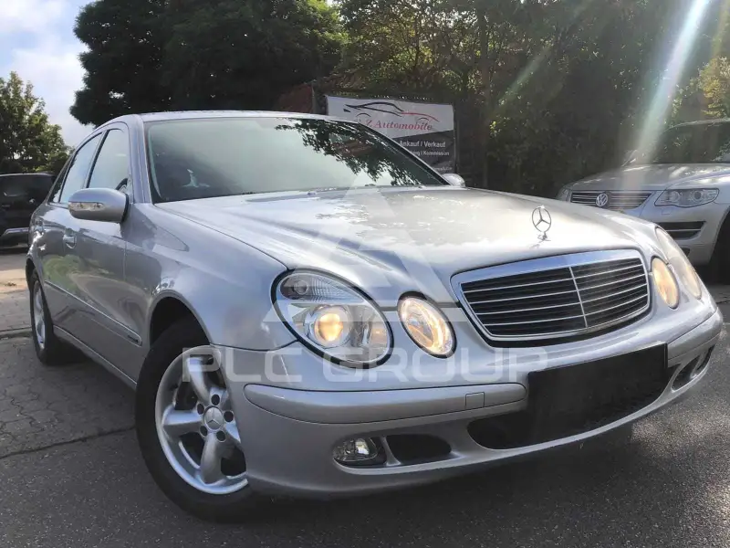 2005 Mercedes Benz E 200