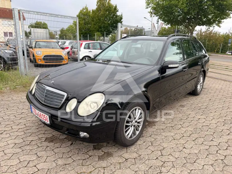2005 Mercedes Benz E 200