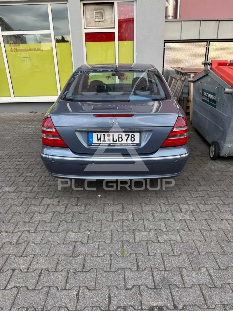 2005 Mercedes Benz E 200