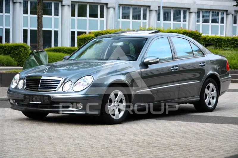 2005 Mercedes Benz E 200
