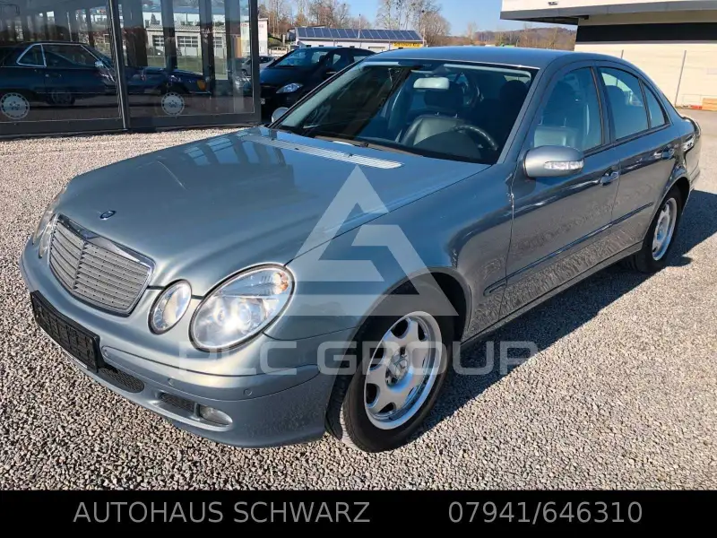 2005 Mercedes Benz E 200